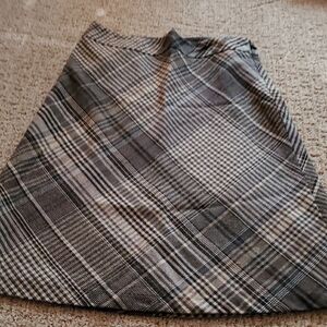 LOFT Gray Plaid A-Line Skirt
